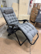 Outsunny Zero Gravity Chair, Folding Reclining Lounge Chair with Padded Cushion, Side Tray for Indoor and Outdoor, Supports up to 264lbs, Gray! (NEW)