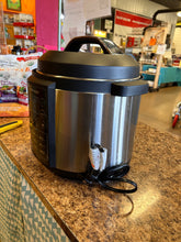 Farberware Programmable Digital Pressure Cooker, 6 Quart! (USED - LIKE NEW!)