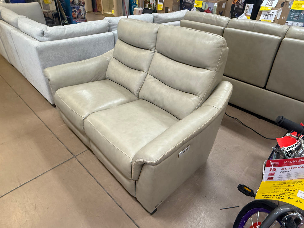Shaffer Leather Power Reclining Loveseat!! BRAND NEW!!