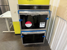 !!REDUCED!! MAKE YOUR KITCHEN THE TALK OF YOUR NEXT HOME PARTY WITH THIS BEAUTIFUL DOUBLE WALL OVEN!!

Frigidaire Gallery 30 inch Double Electric Wall Oven with Air Fry Self + Steam Cleaning ( Fingerprint Resistant Stainless Steel)!! BRAND NEW(MINOR DENT