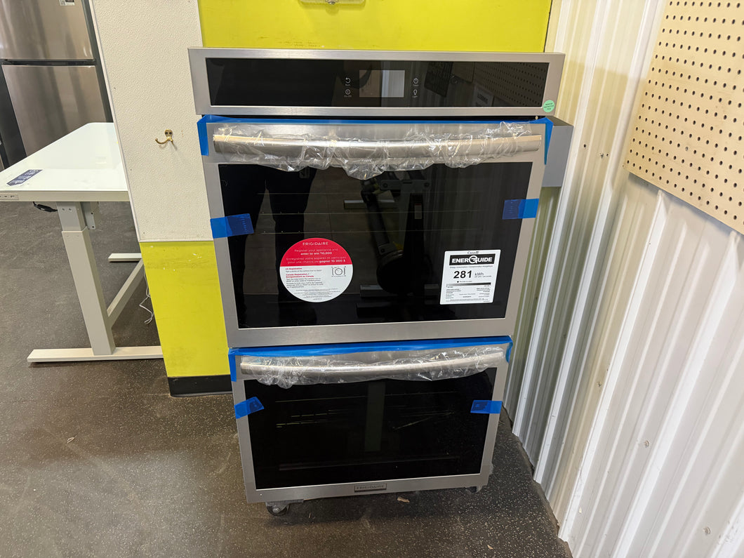 !!REDUCED!! MAKE YOUR KITCHEN THE TALK OF YOUR NEXT HOME PARTY WITH THIS BEAUTIFUL DOUBLE WALL OVEN!!

Frigidaire Gallery 30 inch Double Electric Wall Oven with Air Fry Self + Steam Cleaning ( Fingerprint Resistant Stainless Steel)!! BRAND NEW(MINOR DENT