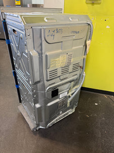 !!REDUCED!! MAKE YOUR KITCHEN THE TALK OF YOUR NEXT HOME PARTY WITH THIS BEAUTIFUL DOUBLE WALL OVEN!!

Frigidaire Gallery 30 inch Double Electric Wall Oven with Air Fry Self + Steam Cleaning ( Fingerprint Resistant Stainless Steel)!! BRAND NEW(MINOR DENT