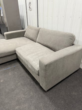 Henredon Essex Hill Sofa Chaise