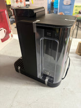 Keurig K-Express Essentials Single-Serve K-Cup Pod Coffee Maker, Black! (LIGHTLY USED, VERY CLEAN)!!