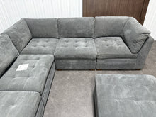 Thomasville Tisdale Fabric Sectional with Storage Ottoman