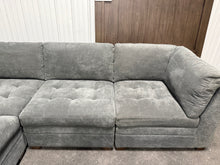 Thomasville Tisdale Fabric Sectional with Storage Ottoman