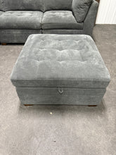 Thomasville Tisdale Fabric Sectional with Storage Ottoman