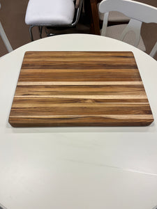 TeakHaus Edge Grain Carving Board w/Hand Grip (Rectangle) | 24" x 18" x 1.5"**New, minor chips from shipping**