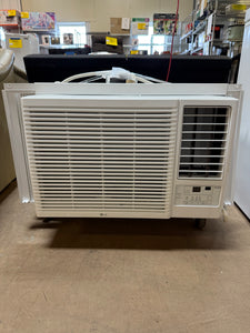 LG 12,200 BTU 230/208V Window Air Conditioner Cools 570 Sq. Ft. with Heater, Wi-Fi Enabled and Dehumidifier in White! (BRAND NEW)