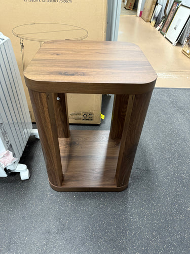 Better Homes & Gardens Juliet End Table, Walnut! (NEW & ASSEMBLED)