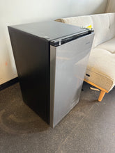 Vissani 3.2 cu. ft. Mini Refrigerator in Stainless Steel, ENERGY STAR!! NEW(MINOR DENTS FROM SHIPPING)!!