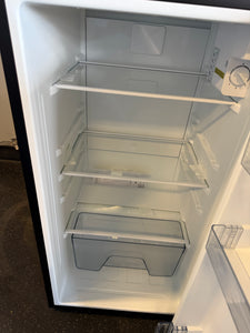 Vissani 3.2 cu. ft. Mini Refrigerator in Stainless Steel, ENERGY STAR!! NEW(MINOR DENTS FROM SHIPPING)!!