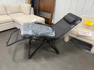 29" Width ZeroGravity Lounge Chair Foldable 440 lbs Capacity With Removable Cushion & Headrest!! BRAND NEW!!