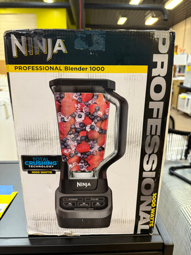 Ninja Professional Blender 72 oz. 3-Speed Black 1000-Watt Blender! (NEW IN BOX)