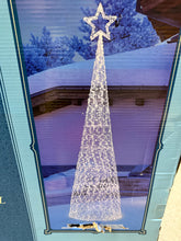LED Cone Tree 3.05 m (10 ft.)! (NEW IN BOX)