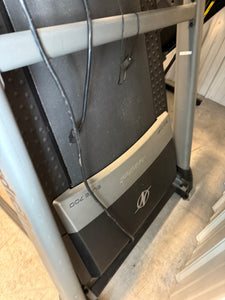NordicTrack Elite 700 Treadmill!! NEW(LIGHTLY DIRTY FROM SHIPPING)!!
