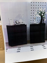 Bozidar 3 - Drawer Nightstand