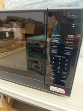 Mainstays 1.1 Cu ft Countertop Microwave Oven, 1000 Watts, Black- NEW!