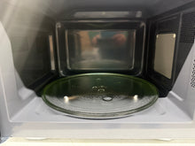 Mainstays 1.1 Cu ft Countertop Microwave Oven, 1000 Watts, Black- NEW!