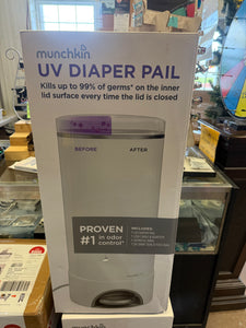 Munchkin UV Diaper Pail - White!! NEW IN BOX!!