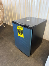 Cowsar 17.52 in W 2.1 cu. ft. Manual Defrost Chest Freezer in Stainless look Silver Garage Ready! (NEW)