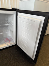 Cowsar 17.52 in W 2.1 cu. ft. Manual Defrost Chest Freezer in Stainless look Silver Garage Ready! (NEW)