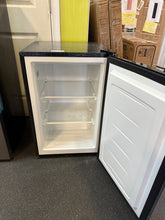 Magic Chef 3.0 cu. ft. Manual Defrost Upright Freezer in Stainless Steel! (NEW - MINOR DENT)