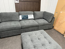 Thomasville Tisdale Fabric Sectional with Storage Ottoman
