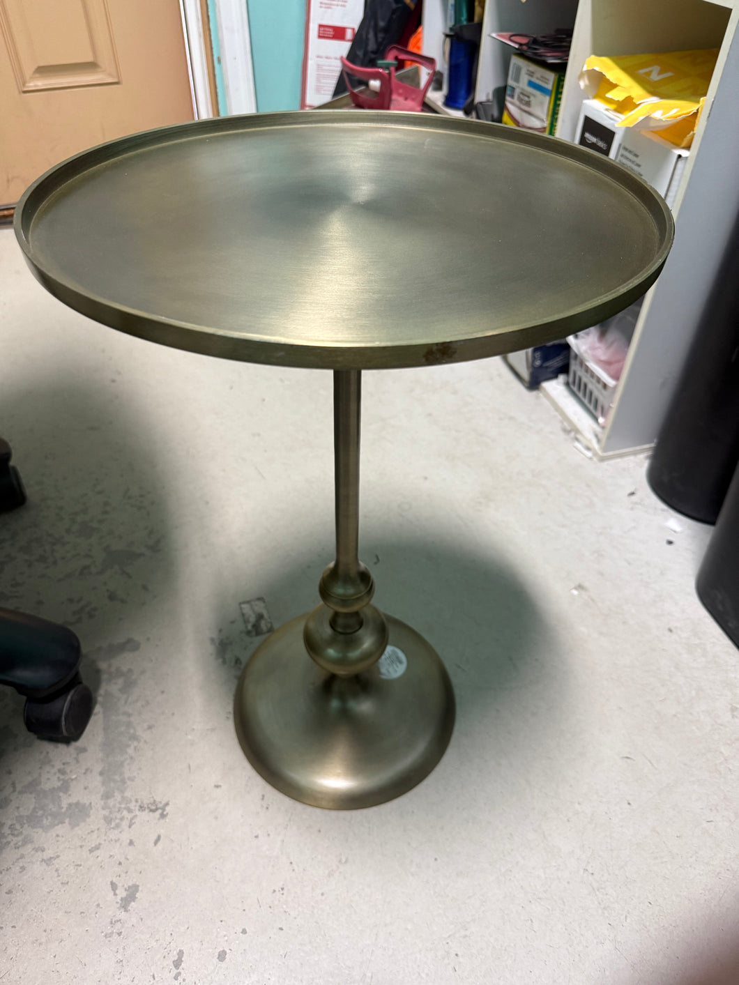 Threshold Londonberry Turned Accent Table Brass!! BRAND NEW!!
