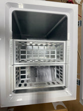 Magic Chef 5.0 cu. ft. Chest Freezer in White!! NEW OUT OF BOX, SCRATCHED AND DENTED FROM SHIPPING(PHOTOS SHOWN)!!