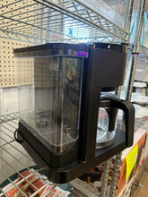 Keurig K-Duo Essentials, Hot & Iced Single-Serve K-Cup Pod Coffee Maker & Carafe, Black!! (LIGHTLY USED - LIKE NEW)