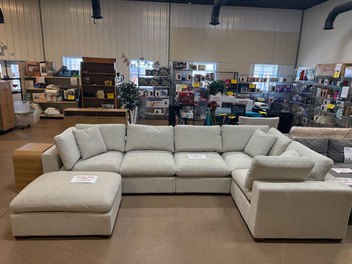 Thomasville Lowell 6-piece Modular Sectional! (BRAND NEW & ASSEMBLED)