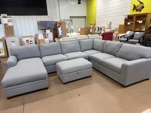 Thomasville Langdon Fabric Sectional with Chaise and Storage Ottoman, Gray! (BRAND NEW)