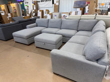 Thomasville Langdon Fabric Sectional with Chaise and Storage Ottoman, Gray! (BRAND NEW)