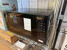 Mainstays 2.2 cu ft Microwave Ovens in Black!! - USED - (SCRATCHED FROM SHIPPING, TESTED WORKS FINE)!!