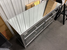 MIRRORED 6-DRAWER DRESSER! (BRAND NEW)