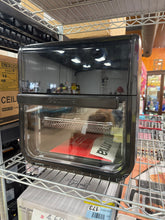 Gourmia All-in-One 14-Quart Air Fryer, Oven, Rotisserie, Dehydrator with Temperature Probe!! BRAND NEW!!