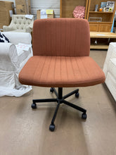 Wide Office Chair! (USED)