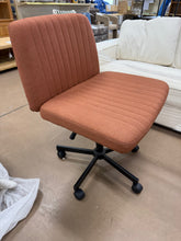 Wide Office Chair! (USED)