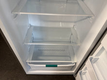 HISENSE 17 CU. FT. CONVERTIBLE UPRIGHT FREEZER / REFRIGERATOR! (NEW - SCRATCH/DENT)