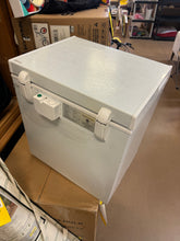 Cowsar 20.67 in. W 1.8 Cubic Feet Manual Defrost Garage Ready Chest Freezer with Adjustable Temperature Controls in White!! BRAND NEW!!