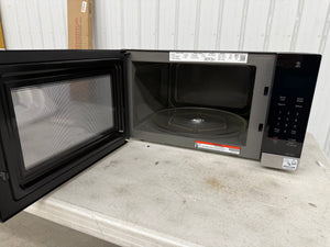 LG 1.5 cu ft Countertop Microwave Oven in Stainless Steel! (NEW - NO MANUAL!)