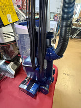 Shark Bagless Corded HEPA Filter Upright Vacuum Cleaner with DuoClean PowerFins HairPro and Odor Neutralizer Tech!! LIGHTLY USED, VERY CLEAN(MISSING ACCESSORIES & ODOR TECH CAP)!!