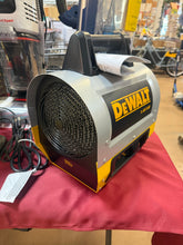 Dewalt 5,118 BTU Electric Forced Air Portable Outdoor Heater with Handle!! BRAND NEW!!
