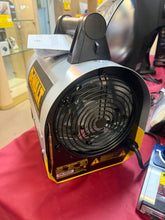 Dewalt 5,118 BTU Electric Forced Air Portable Outdoor Heater with Handle!! BRAND NEW!!