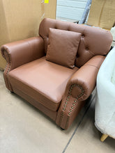 Comfortable Faux Leather Chair, 41.3 Inch Modern Chesterfield Home! (NEW)