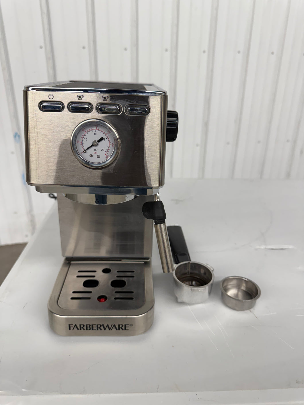 Farberware Espresso Machine, 15 Bar, Silver, Stainless Steel, Steam Wand! (USED - WORKS GREAT!)