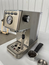 Farberware Espresso Machine, 15 Bar, Silver, Stainless Steel, Steam Wand! (USED - WORKS GREAT!)