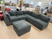 Thomasville Tisdale 6PC Fabric Sofa with Storage Ottoman!! (DEPARTMENT STORE RETURN)