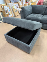 Thomasville Tisdale 6PC Fabric Sofa with Storage Ottoman!! (DEPARTMENT STORE RETURN)